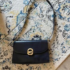 Elegant Black Leather Shoulder Bag